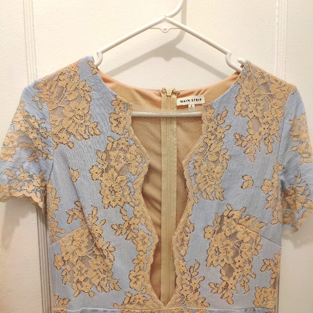 Deep V Body Con mini dress - Picture 4 of 6